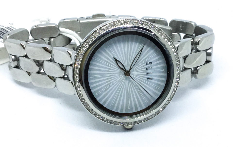 Montre femme, stainless, cadran entouré de pierres - W20454B04N - ELLE